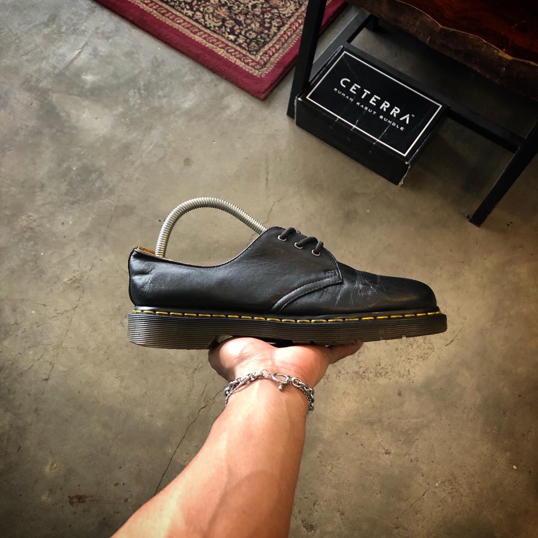 Dr. Martens 1461 Men s Fashion Footwear Casual shoes on Carousell
