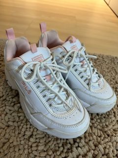 Fila Disruptor Women s Fashion Footwear Sneakers on Carousell