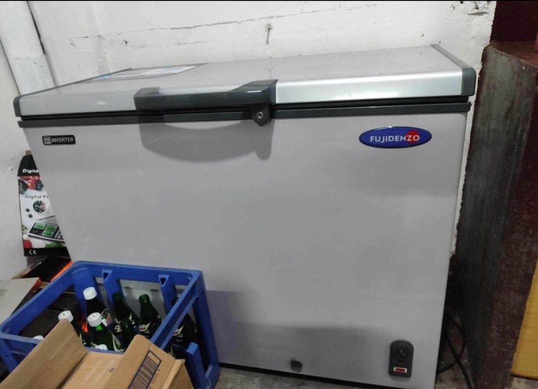 FUJIDENZO chest freezer 2nd hand (with warranty), TV & Home Appliances