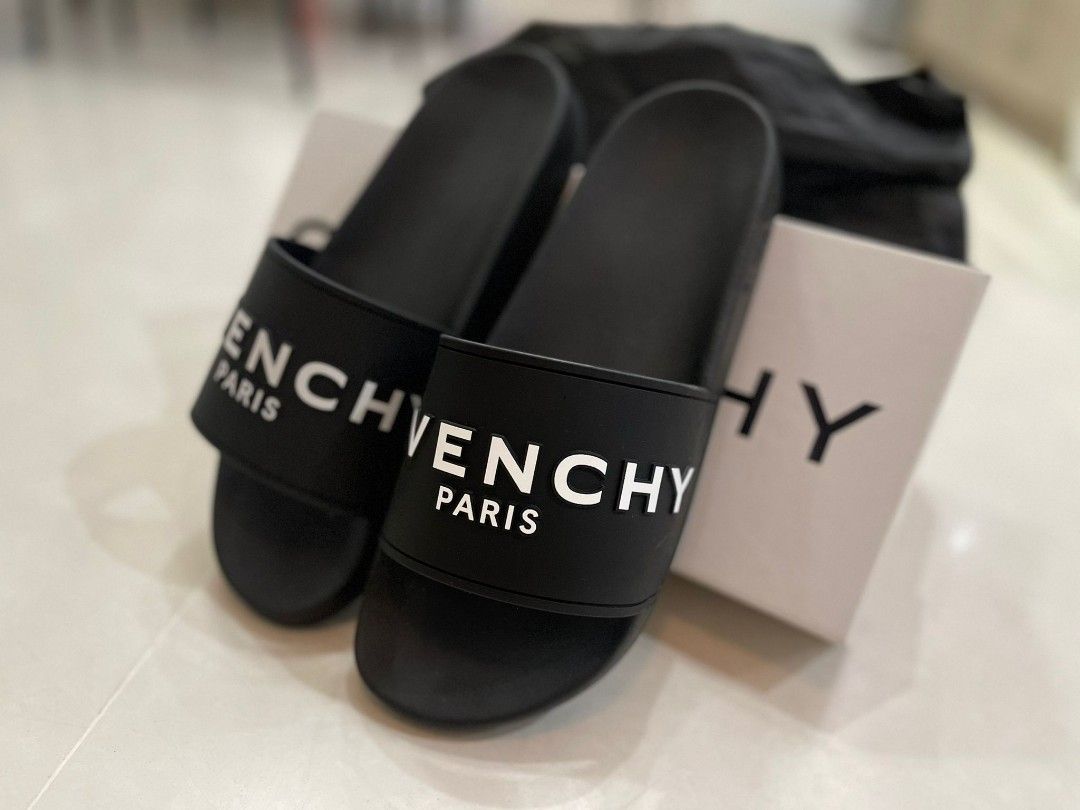 Givenchy slides new arrivals size 4