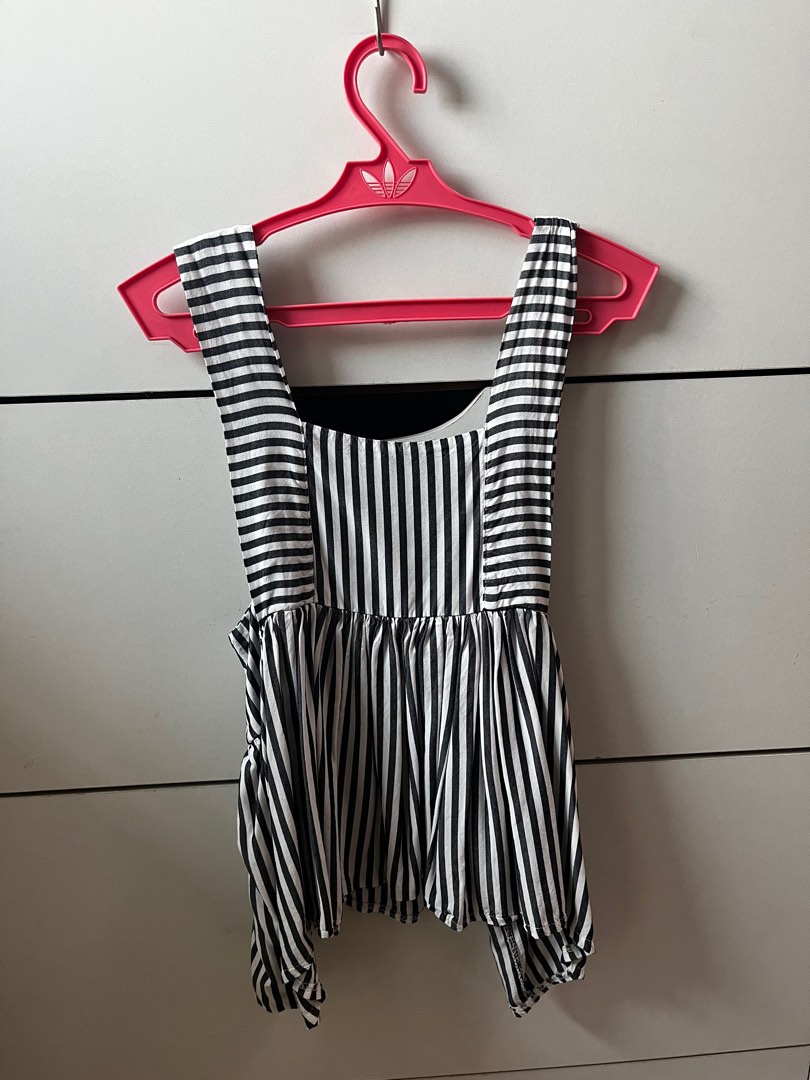 Grey Stripes Sleeveless Tops