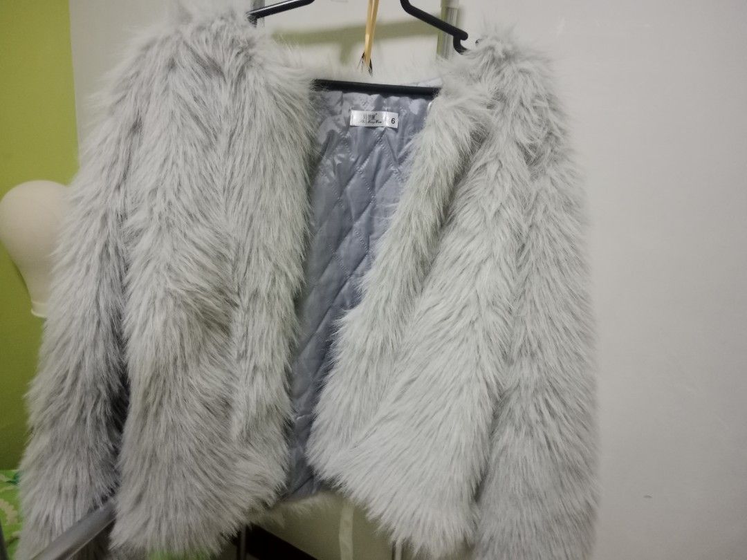 White grey clearance fur coat