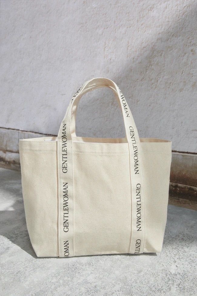 GW FLOWER MARKET TOTE BAG, Women's Fashion, Bags & Wallets, Tote Bags