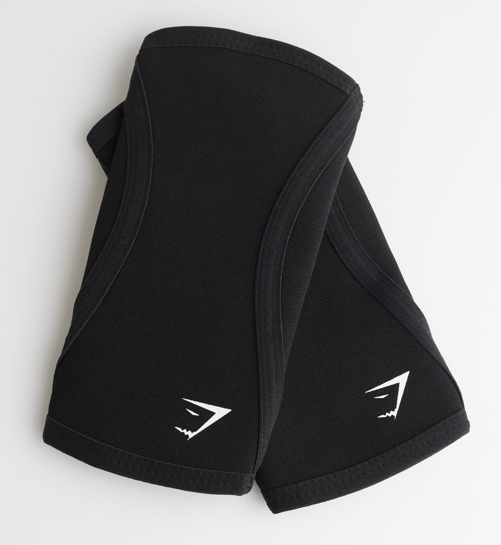 Gymshark Knee Pads Medium, Men's Fashion, Activewear on Carousell