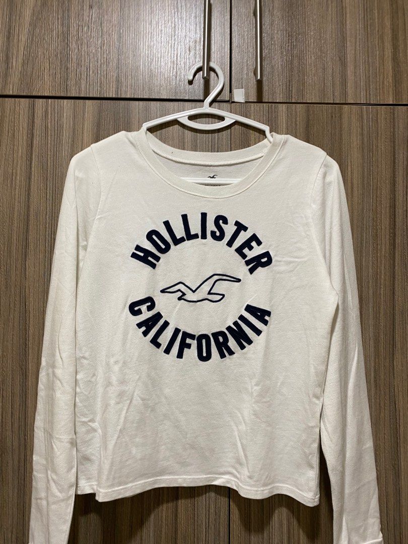 hollister long sleeve white top, Women's Fashion, Tops, Shirts on Carousell