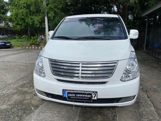 Hyundai Starex CVX Auto