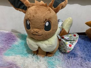 Ichiban Kuji Eevee Pokemon Plushie