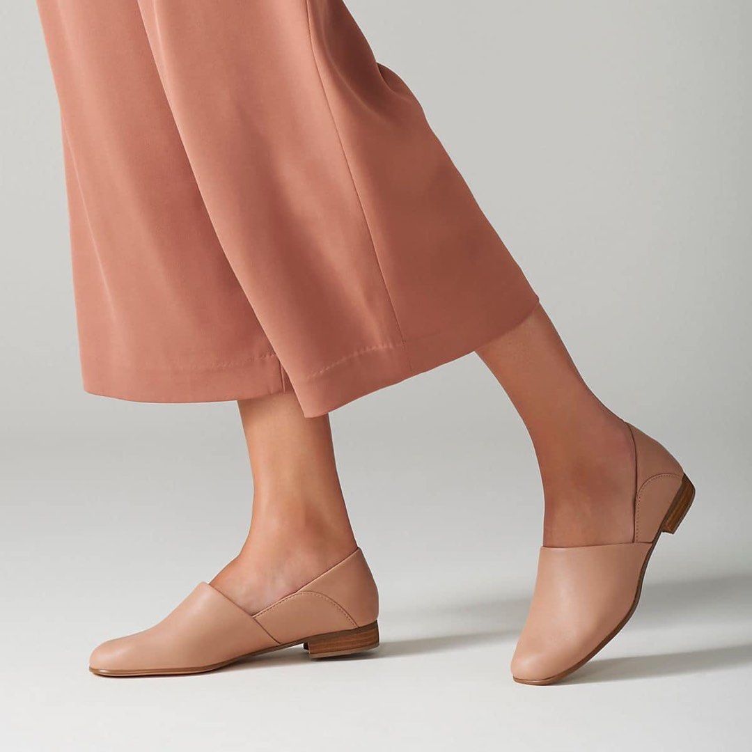 Clarks pure store tone flat