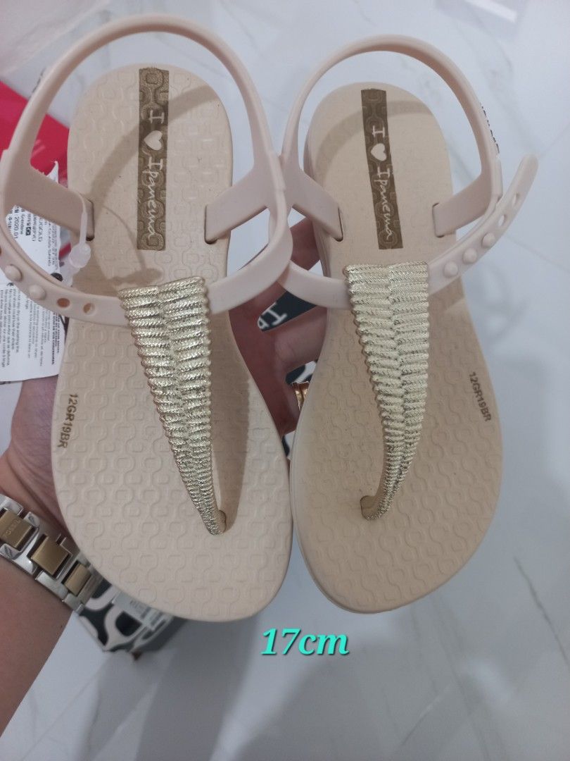 Ipanema Tong Sandals