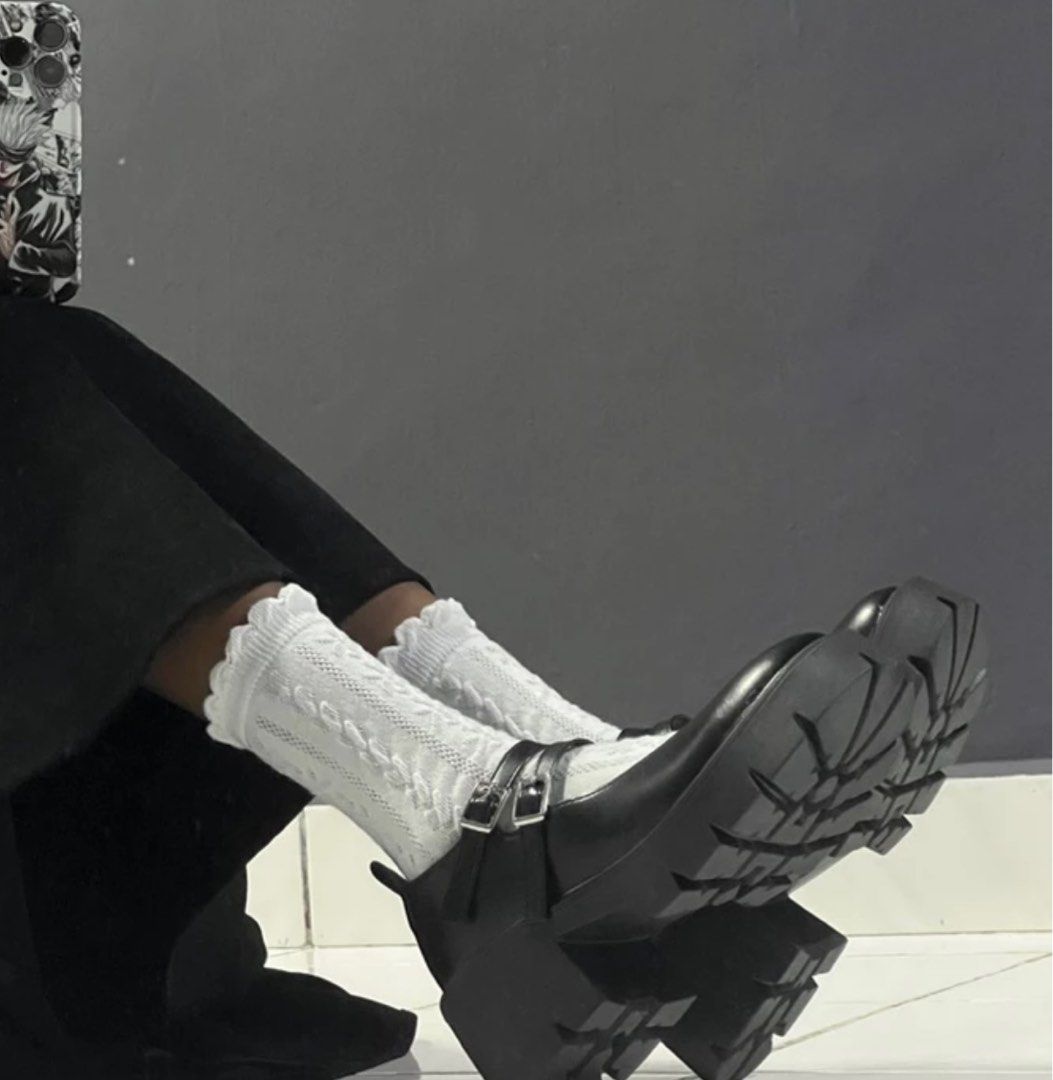 Japanese platform shoes store