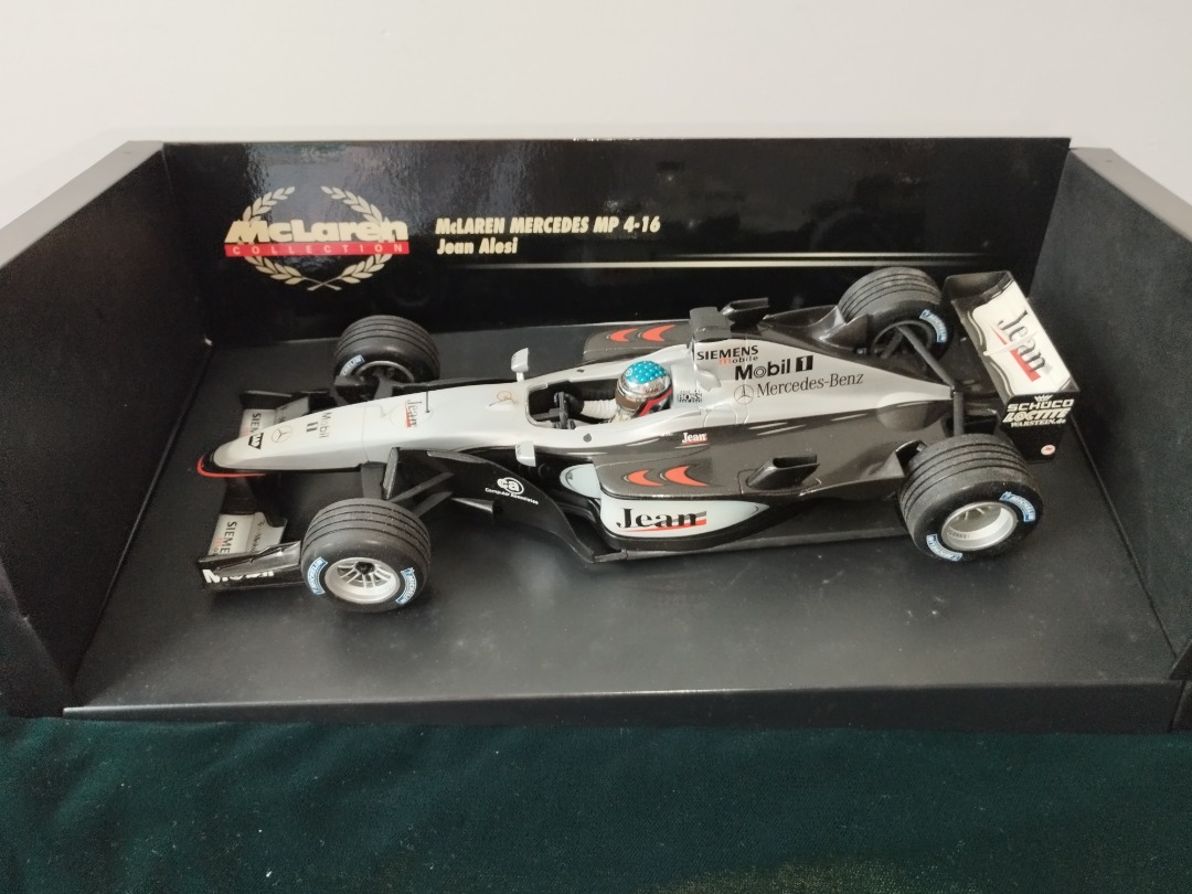 Jean Alesi Test Car 2002 Mclaren Mercedes MP4-16 1/18 Minichamps F1