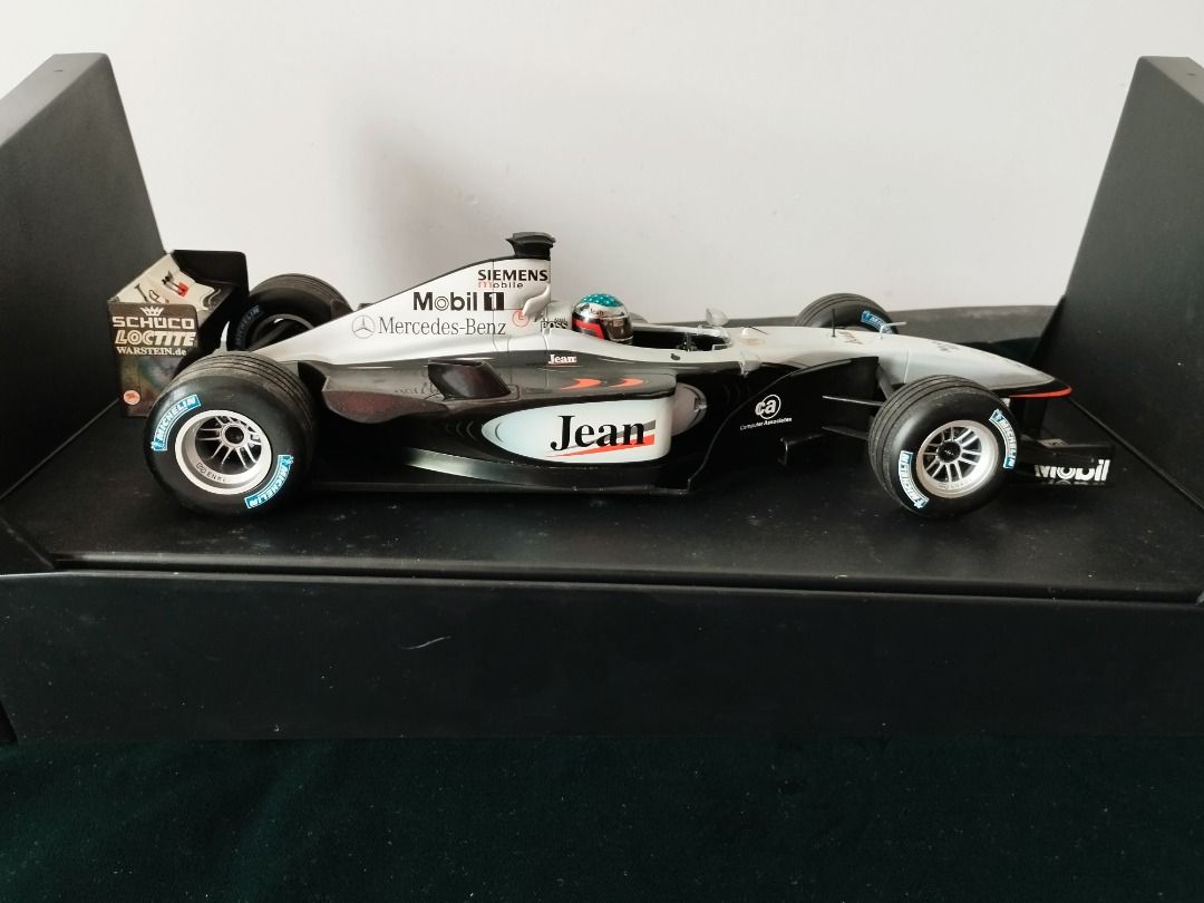 Miniature F1 Minichamps 1/43 – Jean Alesi – McLaren Mercedes MP4/16 – 2002