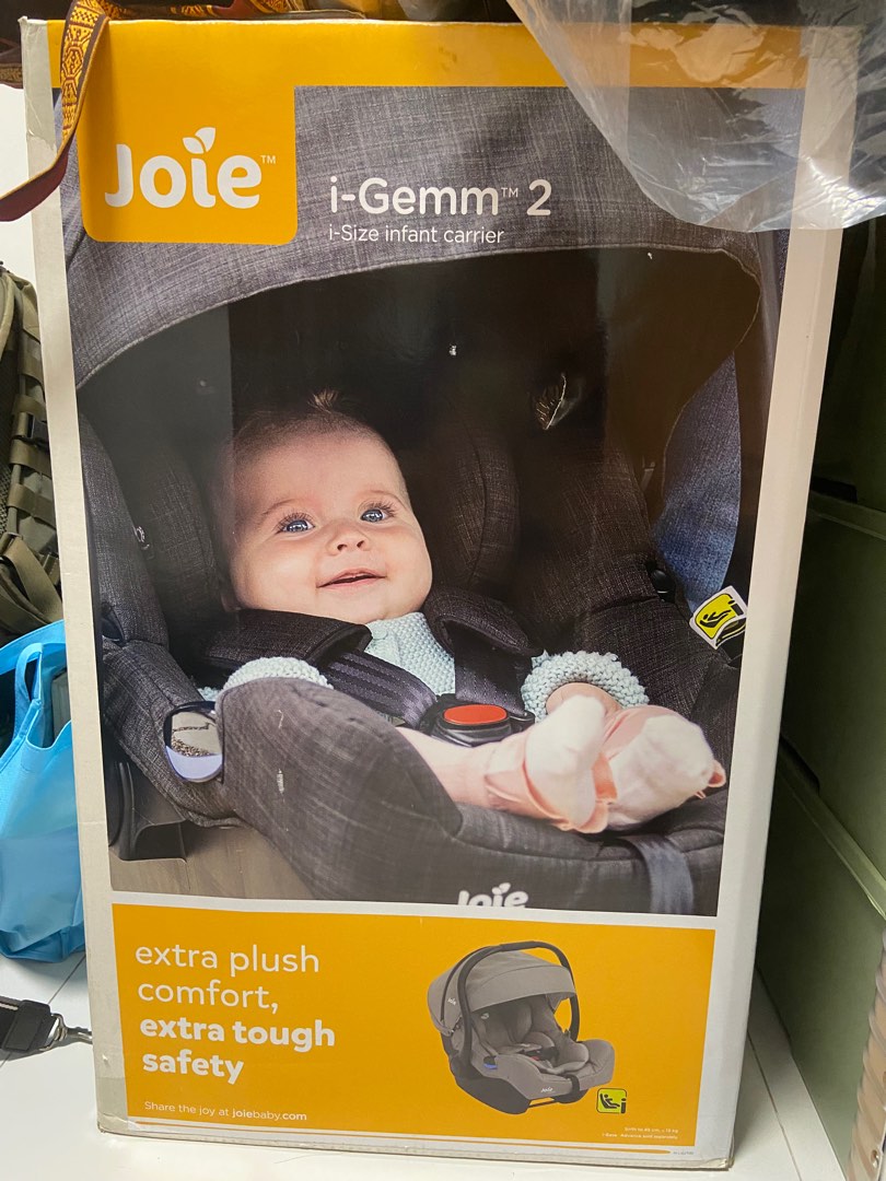 Joie Igemm2 infant carrier/ car seat, Babies & Kids, Going Out, Car