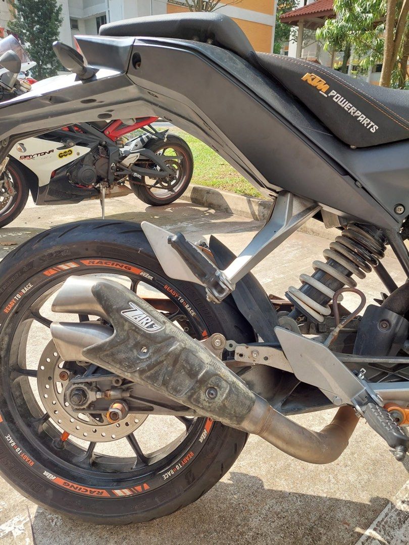 Duke 200 sales tail cut