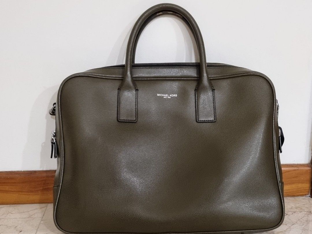 Michael kors leather laptop on sale bag