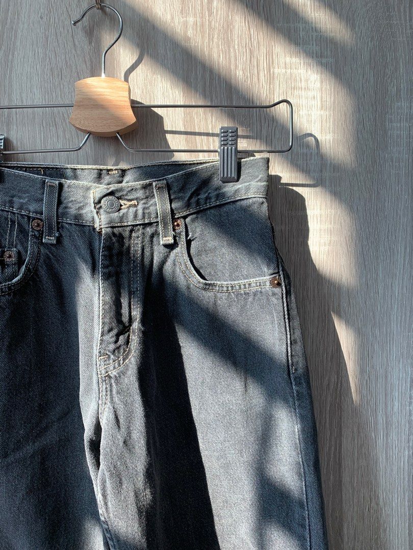 levis 569 loose fit jeans !, Men's Fashion, Bottoms, Jeans on