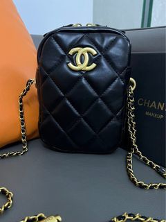 Chanel Chanel 22 Flap Bag, White