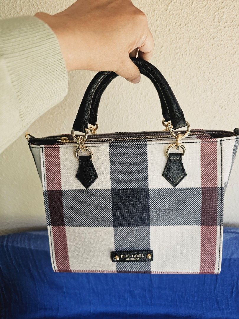 Label Crestbridge Bucket Bag Burberry Blue Label 2018 Burberry