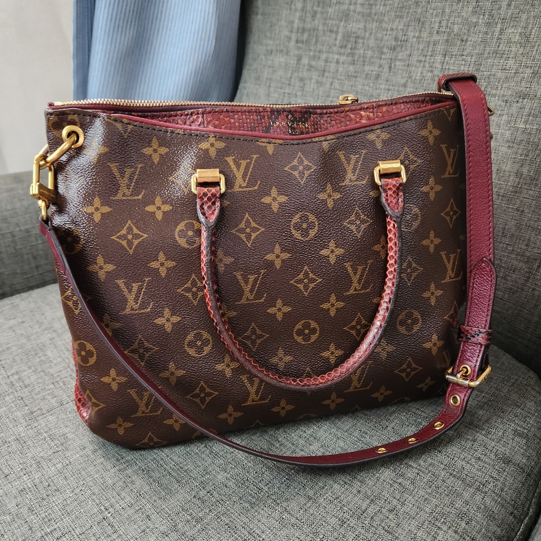 Louis Vuitton - Authenticated Pallas Handbag - Leather Brown for Women, Very Good Condition