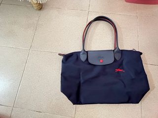 （分類：）位於 。 由 amel1314 提交（商品編號 1259989305，圖片 1）。簡介： 。