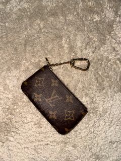 Louis vuitton Damier Azur key pouch🇯🇵, Luxury, Bags & Wallets on Carousell