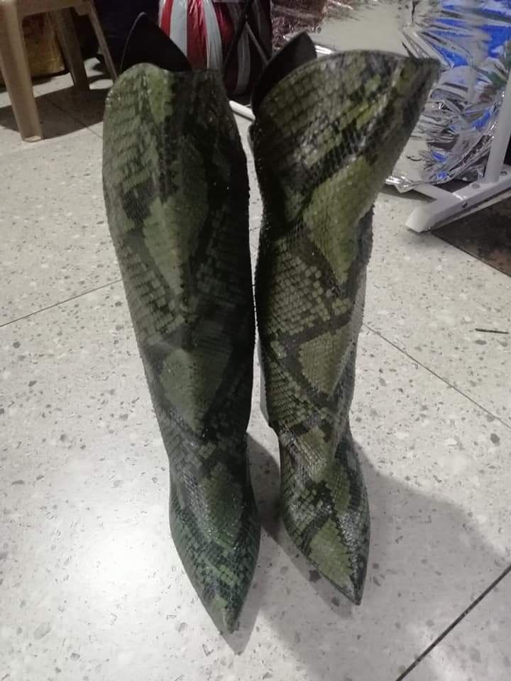 Louis vuitton pokerface green python boots, Women's Fashion, Footwear, Boots  on Carousell