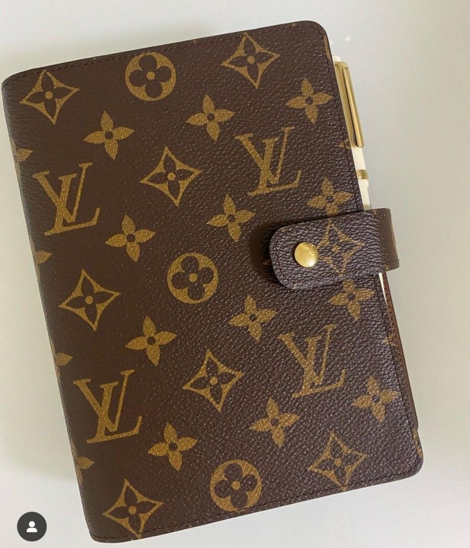 LV Agenda MM (Category: Luxury Bags & Wallets) located in Pasig City. Submitted by kristinesotto (Listing ID 1260098627, Image 1). Description: Good as new. Preferred GM.