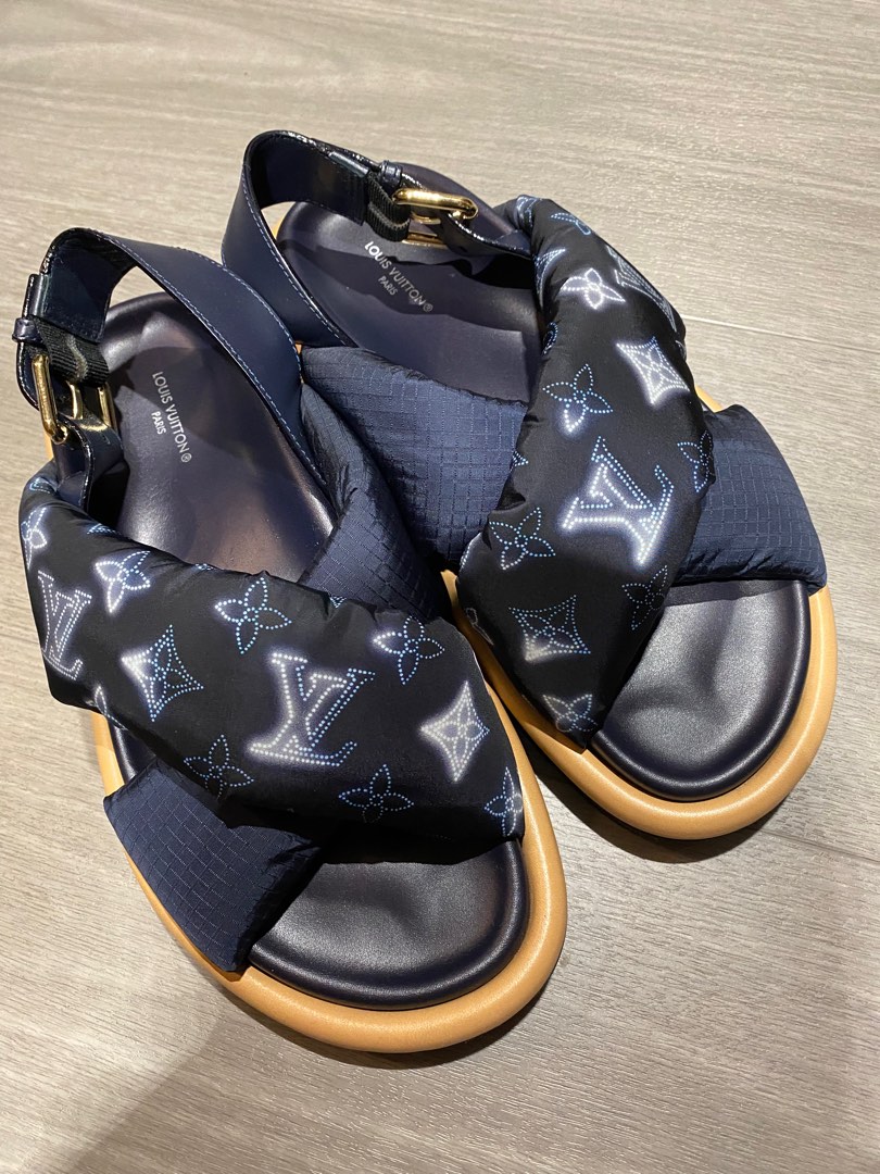 Louis Vuitton Paseo Flat Comfort Sandal BLACK. Size 36.5