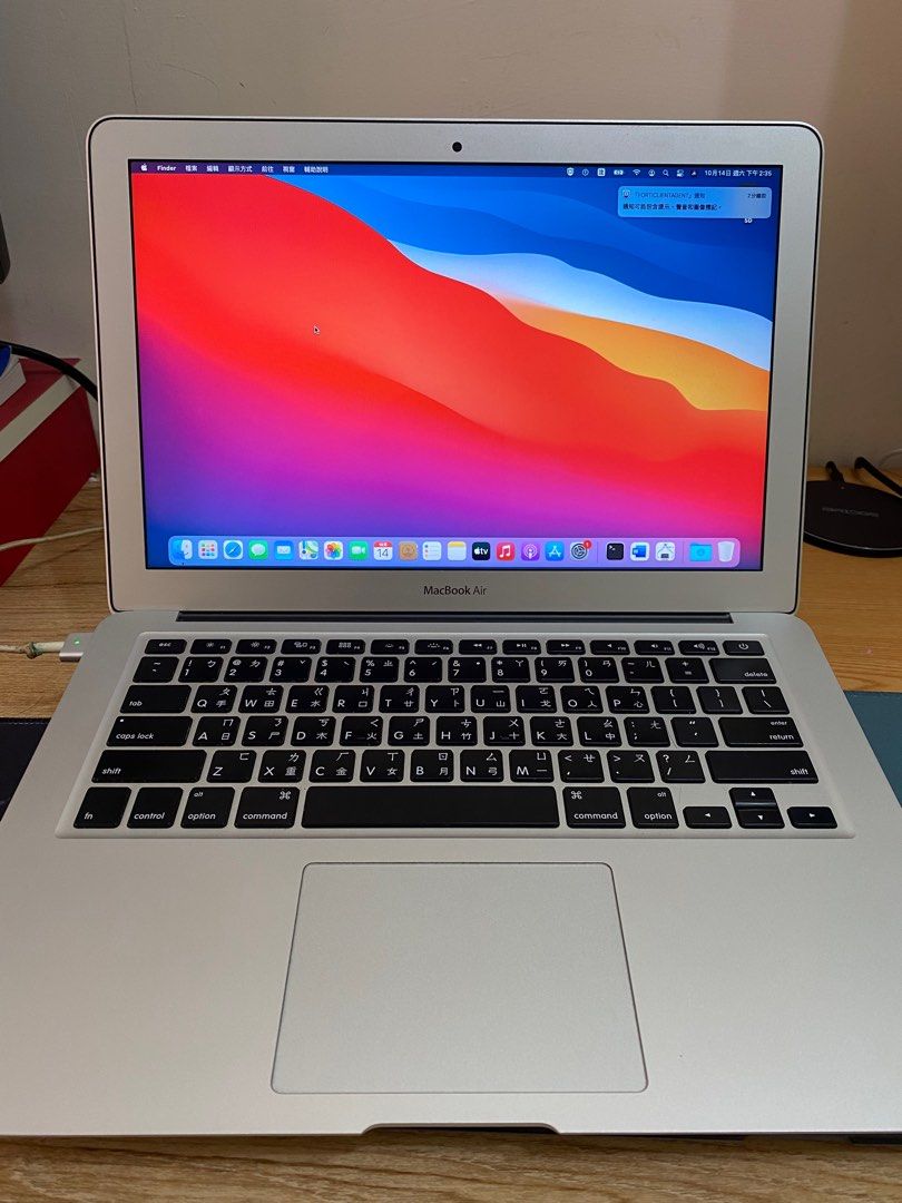 MacBook Air 13 吋 2015 型號 A1466 生產年 2016 - CPU i5 RAM 8G SSD 128G