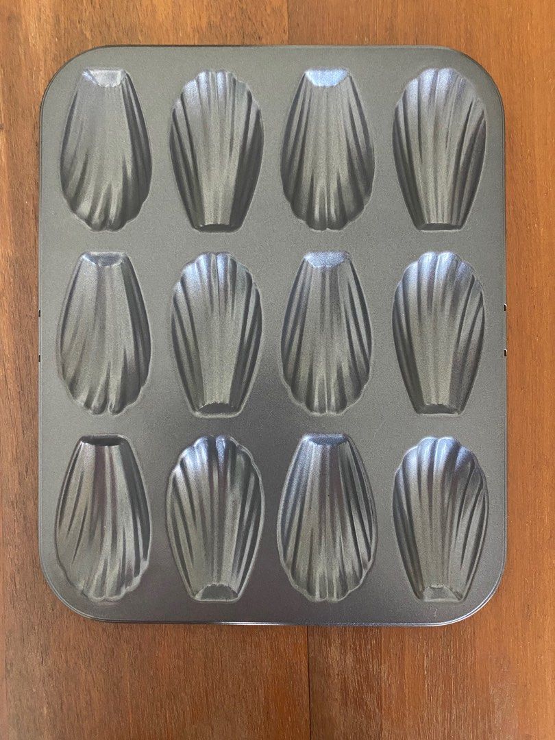 Madeleine Baking Tray, Furniture & Home Living, Kitchenware & Tableware