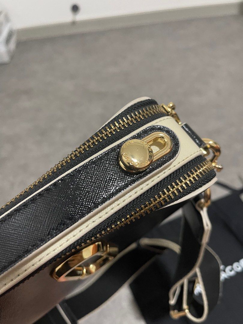 Marc jacobs the sure shot hotsell black