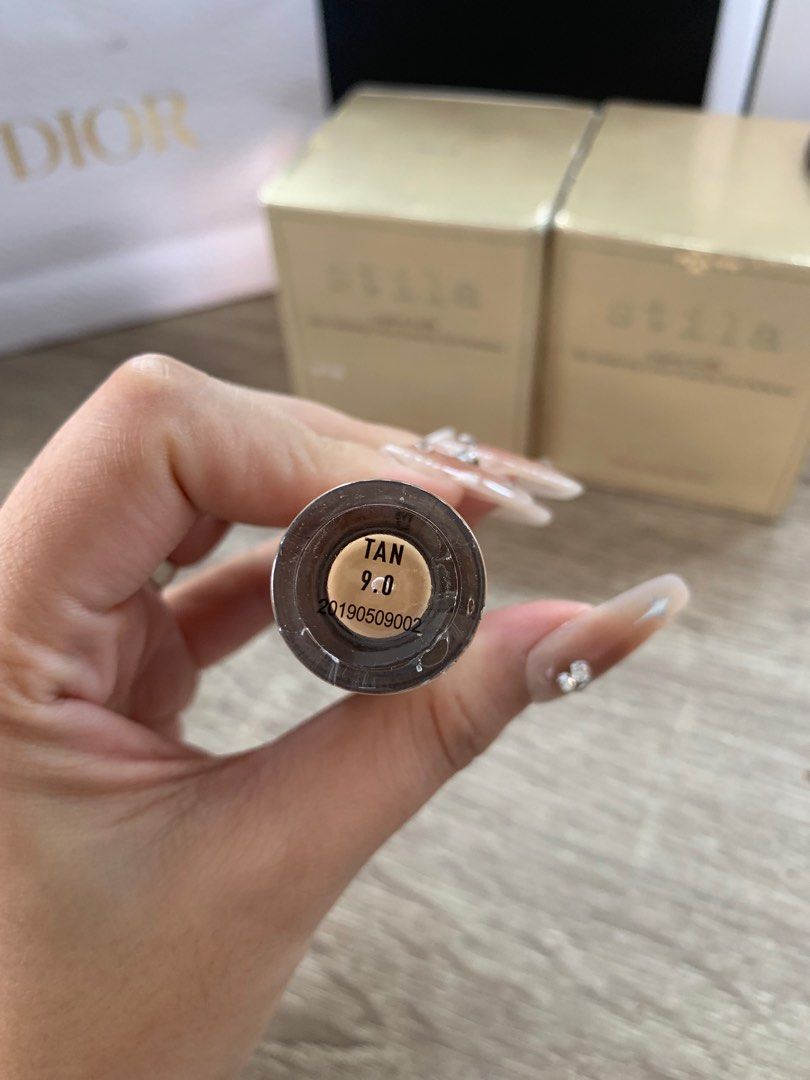 Mecca max lifeproof concealer, Beauty & Personal Care, Face, Makeup on