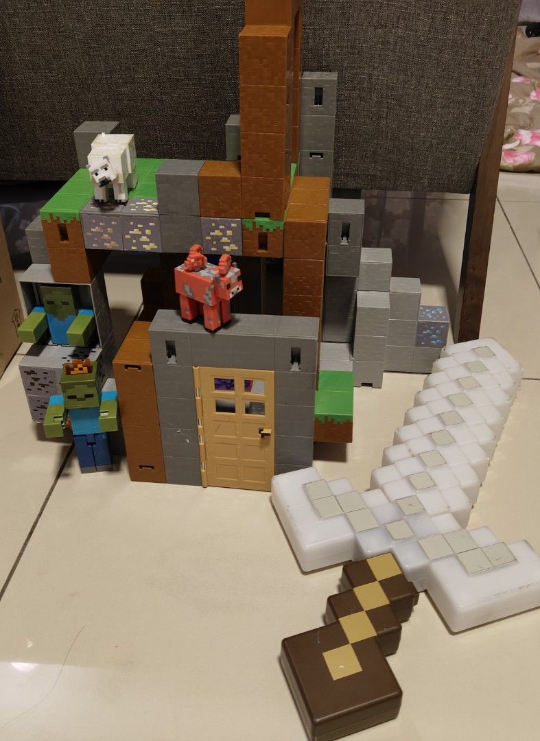 Minecraft survival store playset