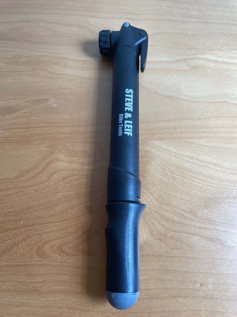 Steve and sales leif bike pump