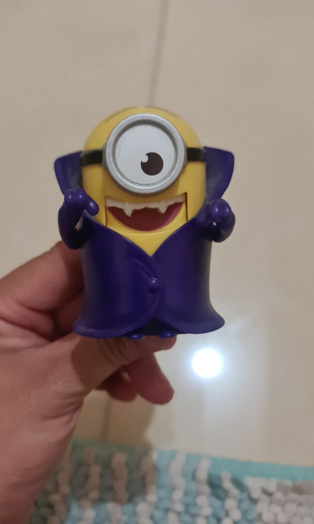 Minion MCD, Barang Yang Dicari di Carousell