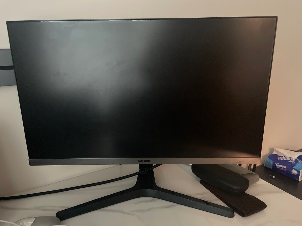 Bezel-less LED Monitor Samsung , 電腦＆科技, 電腦周邊及配件, 電子屏幕 - Carousell