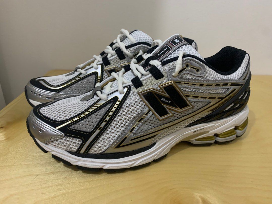New Balance 1906R Metallic Gold
