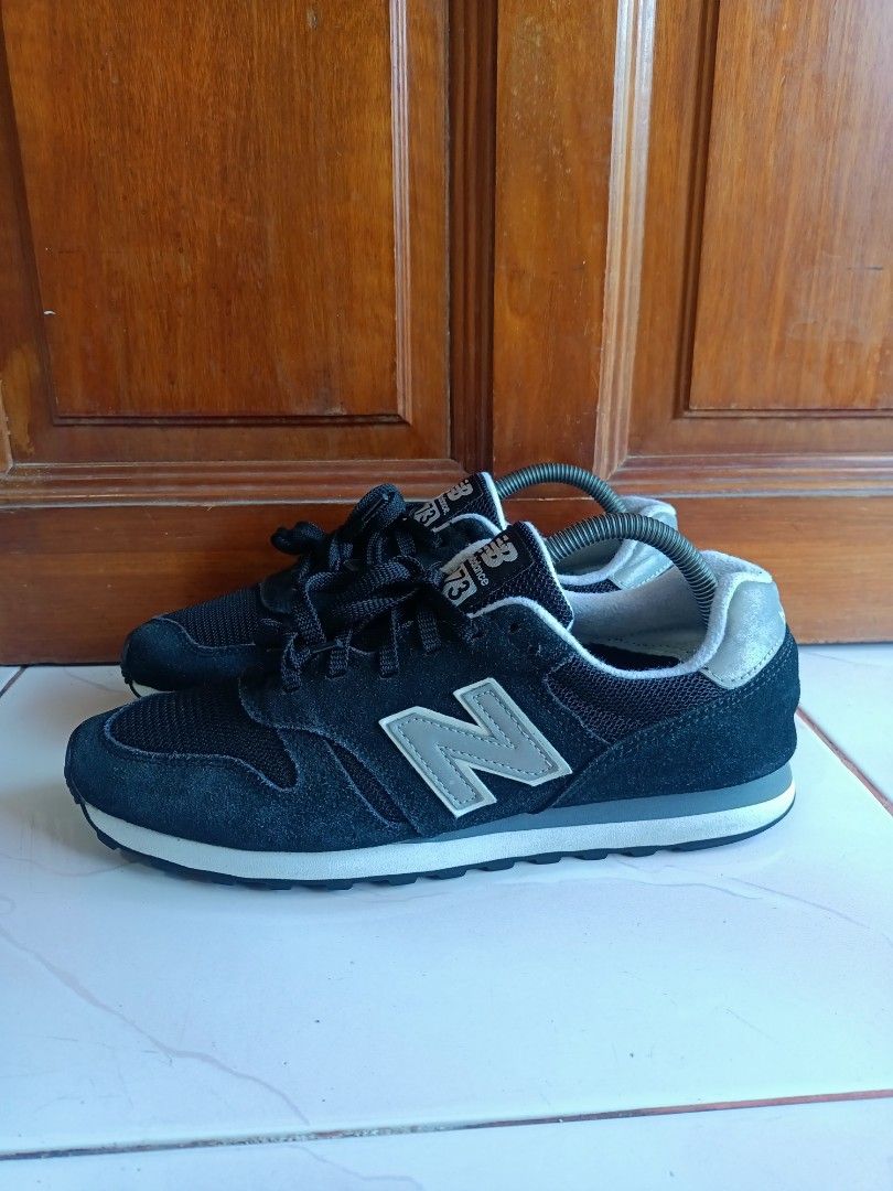 New Balance 373 Fesyen Pria Sepatu Sneakers di Carousell