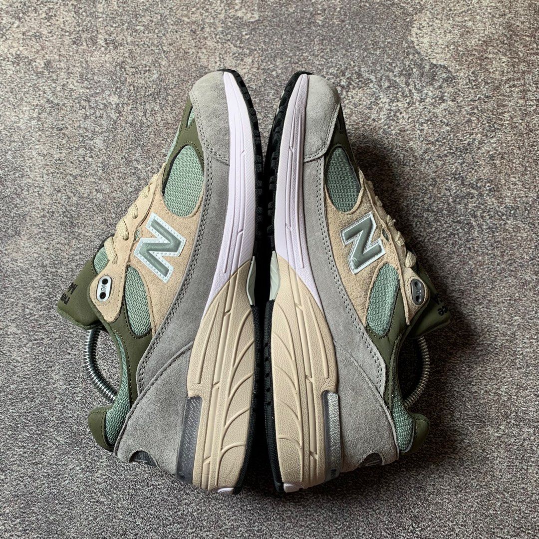 New Balance 993 x Kith, Fesyen Pria, Sepatu , Sneakers di Carousell