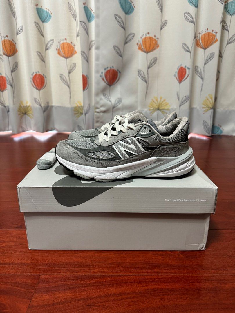 New balance W990GL6 us7 24cm 95%, 她的時尚, 鞋, 運動鞋在旋轉拍賣