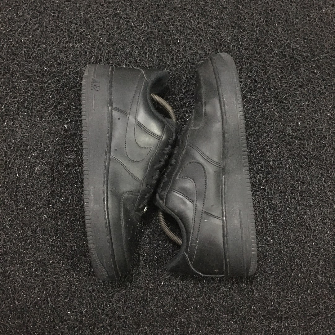 triple black af1 low