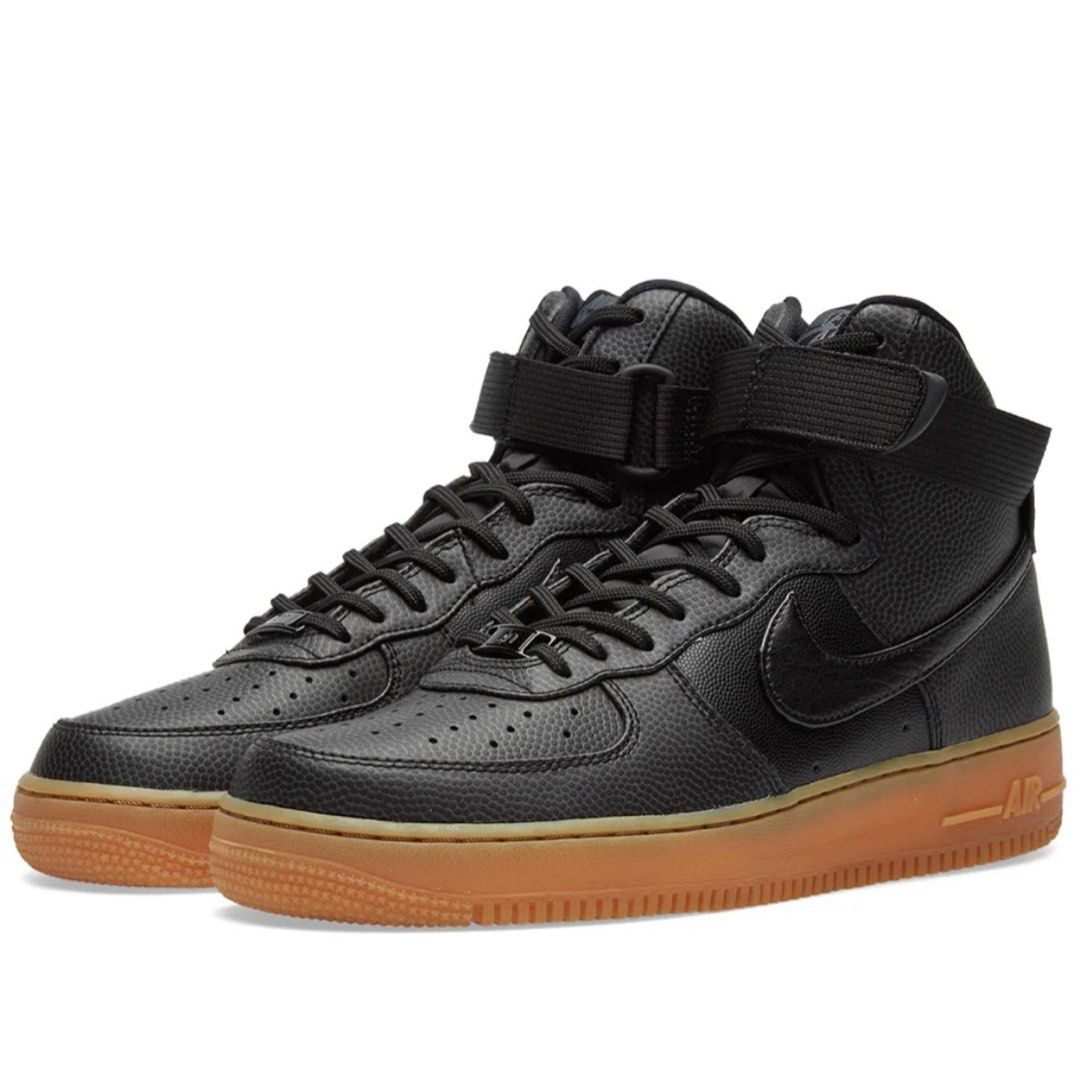 Air force deals high femme