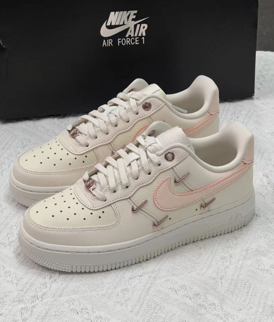 👑Nike Air Force 1 Low07 LX女款白粉色, 女裝, 鞋, 波鞋- Carousell