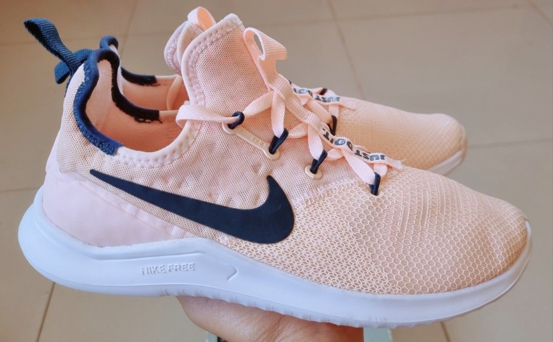 Nike Free TR 8 Crimson Tint Light Peach 7 Women eur38 24cm