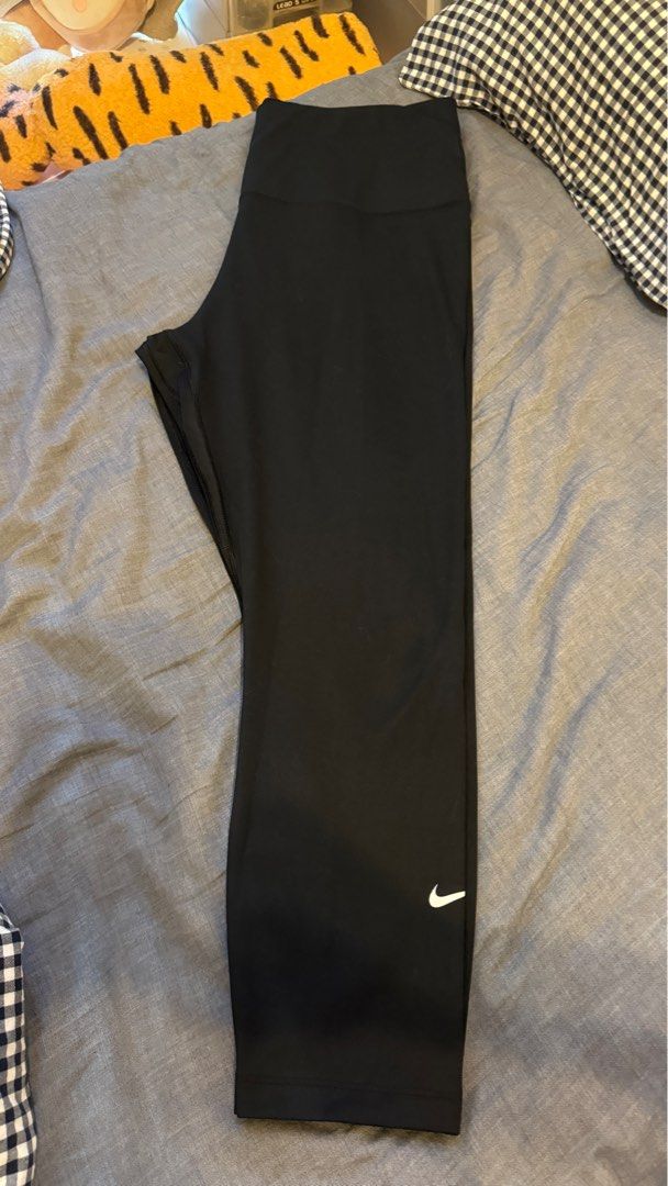 Nike Training Dri-FIT high rise cropped leggings in black