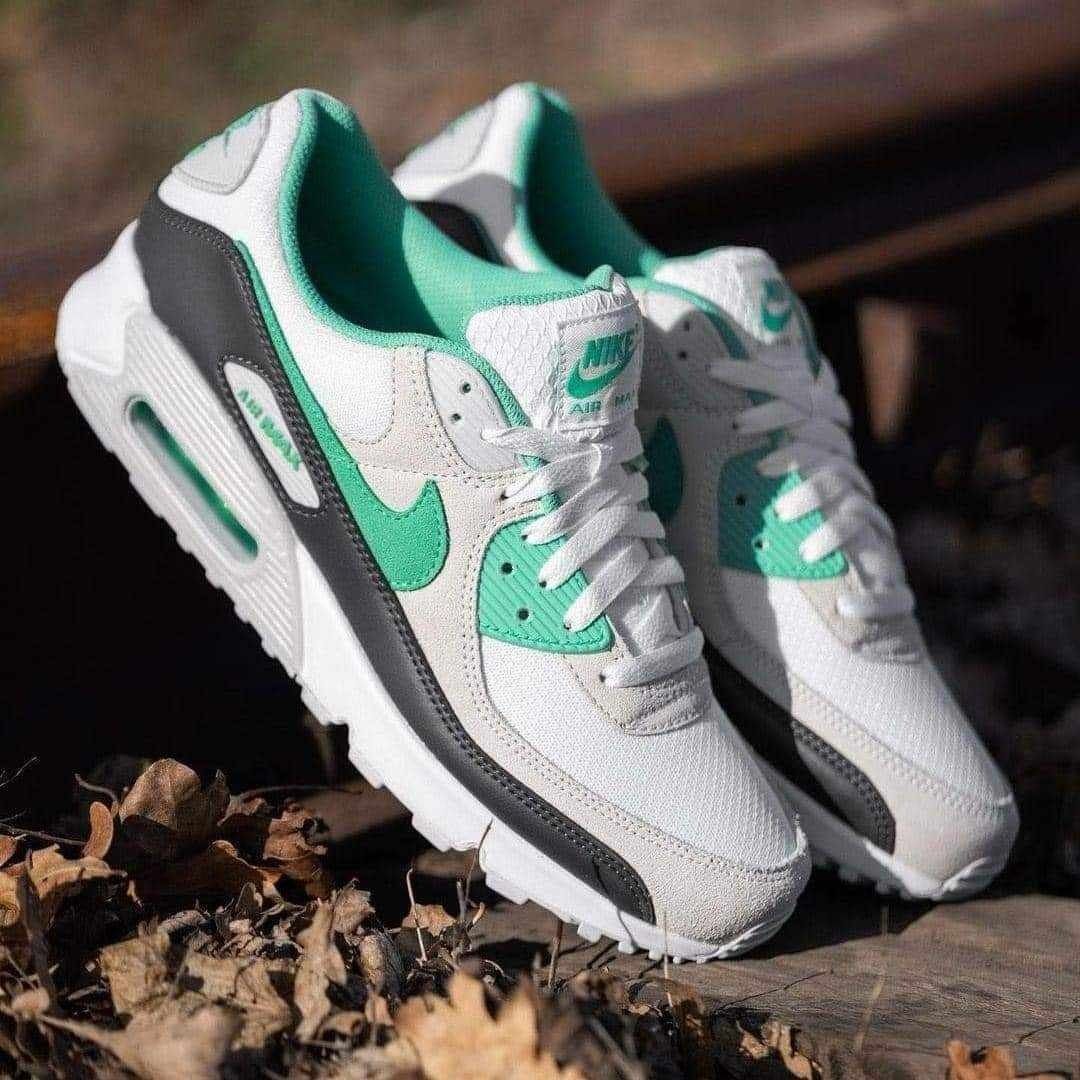 N KE A RMAX 90 SPRING GREEN SHOES FOR MEN