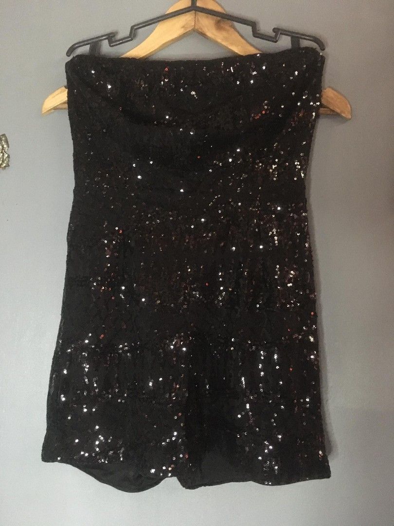 Notched Detail Sequin Tube Romper, Women's Fashion, Dresses & Sets, Rompers on Carousell