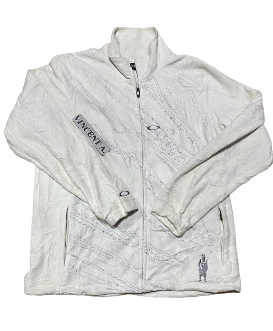 Oakley jacket, Men's Fashion, Coats, Jackets and Outerwear on Carousell