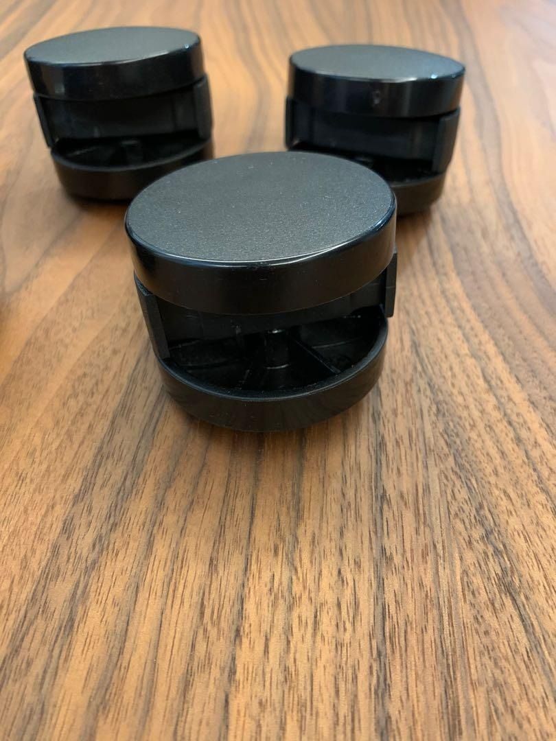 Herman miller carpet online casters on hardwood