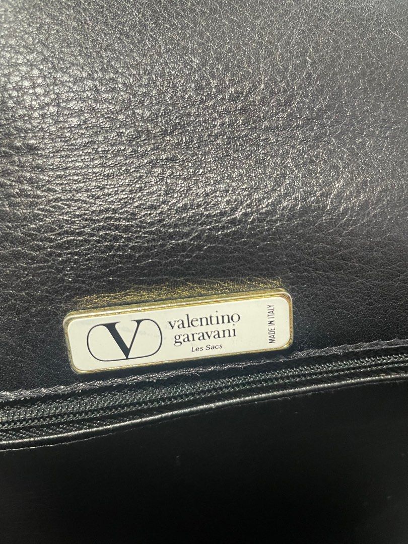 ORIGINAL VALENTINO sling bag (Category: Luxury Bags & Wallets) located in Paranaque City. Submitted by jenniferj97672 (Listing ID 1259951289, Image 2). Description: In EXCELLENT condition Leather still vibrant (clean) DM our page for more photos and details. Location: Paranaque, Philippines Mode of Payment: Paypal�Cash Bank transfer ——————————————————————————— Disclaimer All items are original, luxury pre-owned items. Money back guarantee if prov